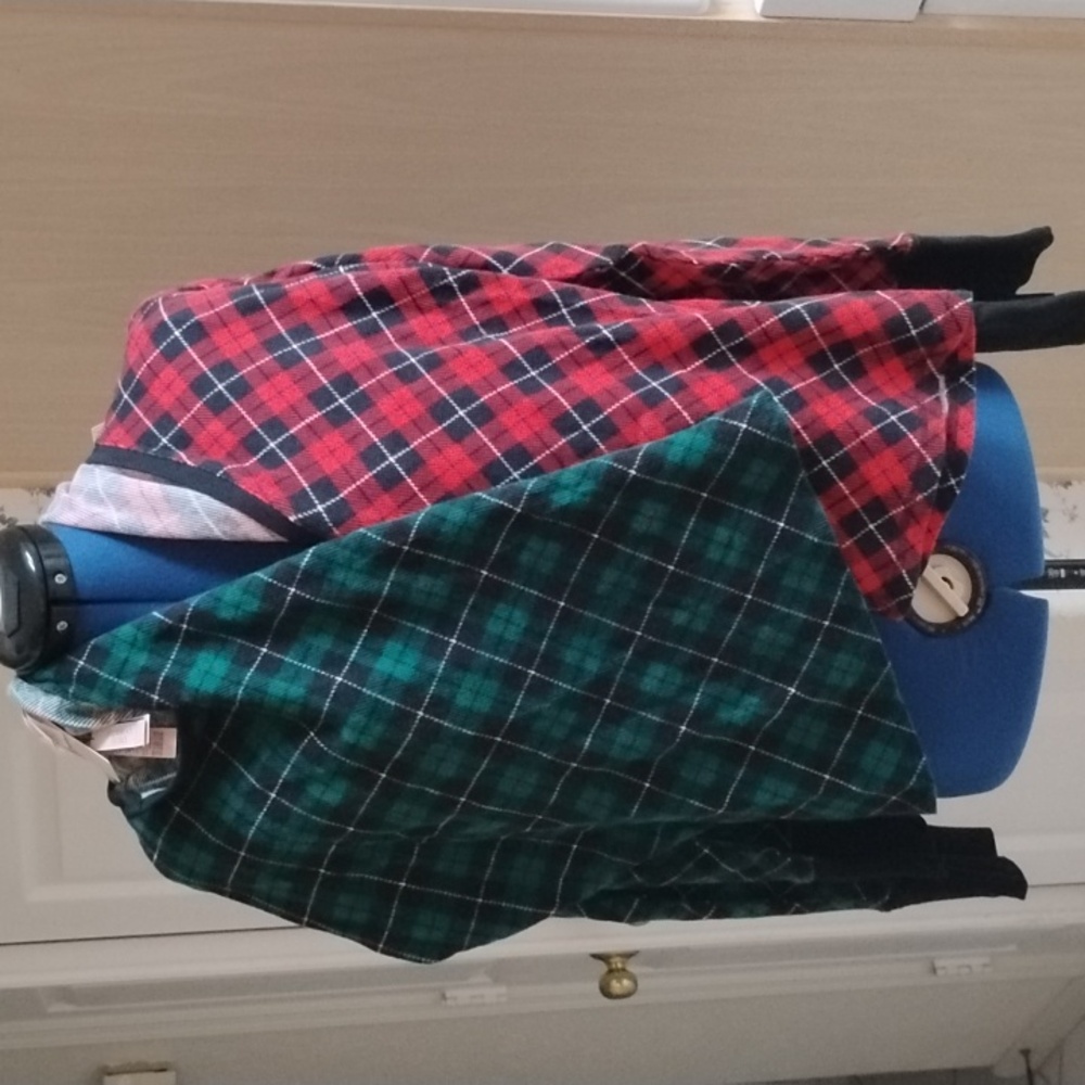 Bundle! Victoria's Secret Green Black Plaid & Red & Black Thermal Tops